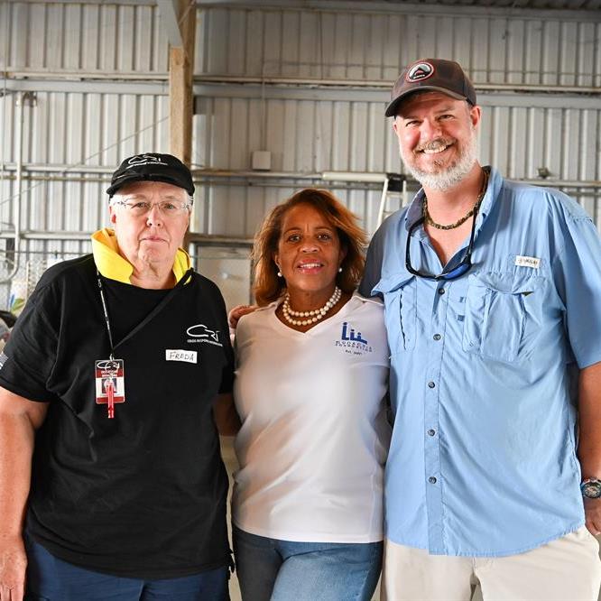 TLF-gallery-2019-09-bahamas-mission-1519.jpg