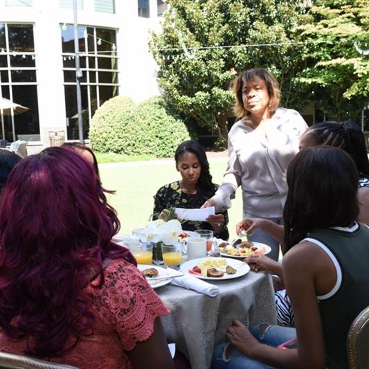 TLF-gallery-2017-12-empower-brunch-4770.jpg