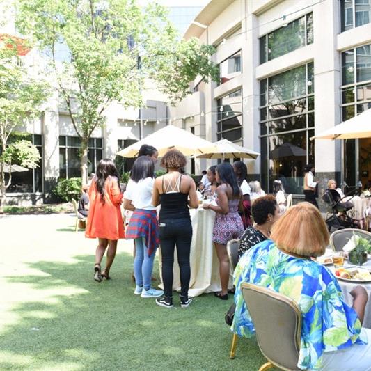 TLF-gallery-2017-12-empower-brunch-4788.jpg