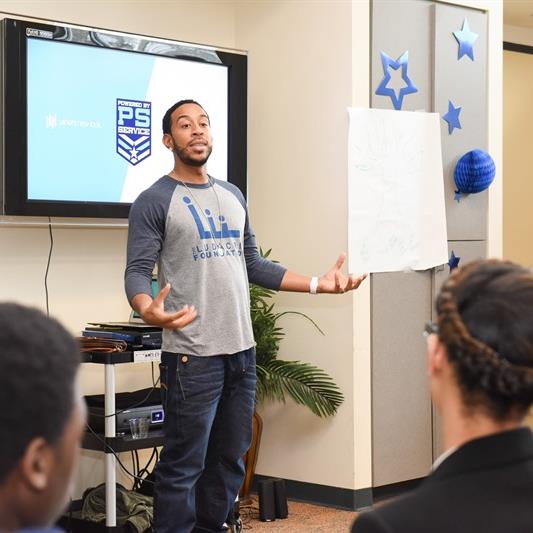 TLF-gallery-2017-12-leadership-101-1234.jpg